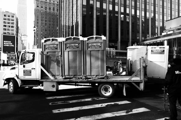 Best Portable toilet rental cost  in Mountain View, AR